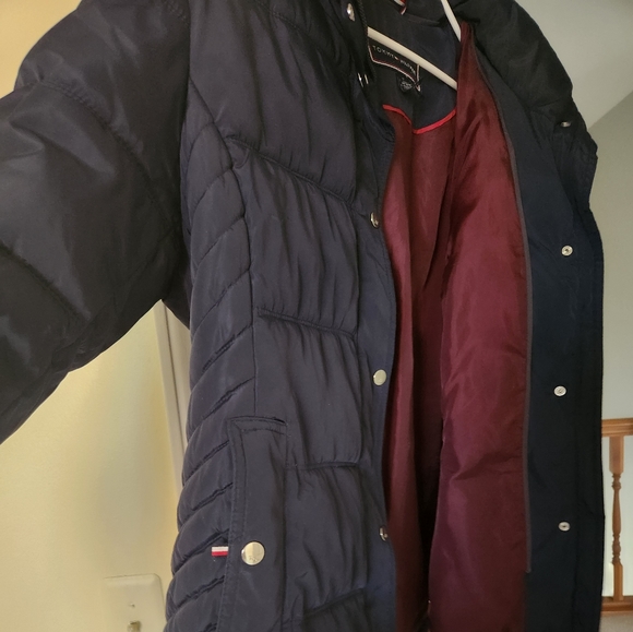 ⭐️⭐️Tommy Hilfiger Jacket Size XL EUC⭐️⭐️ - Picture 10 of 10